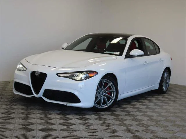 Used 2022 White Alfa Romeo Sprint RWD image 1