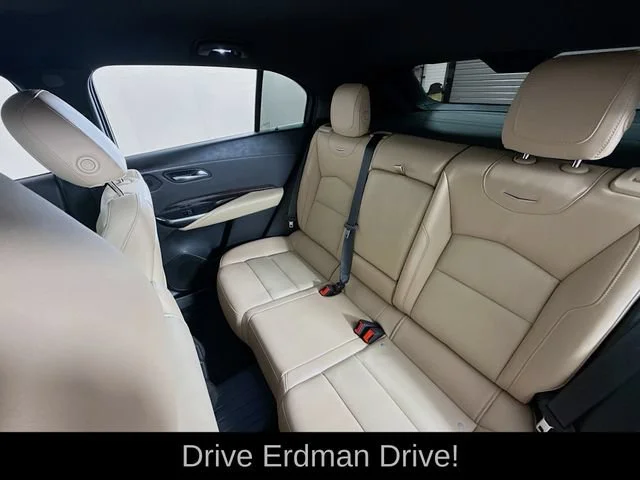 2025 Cadillac XT4 Premium Luxury - Photo 8