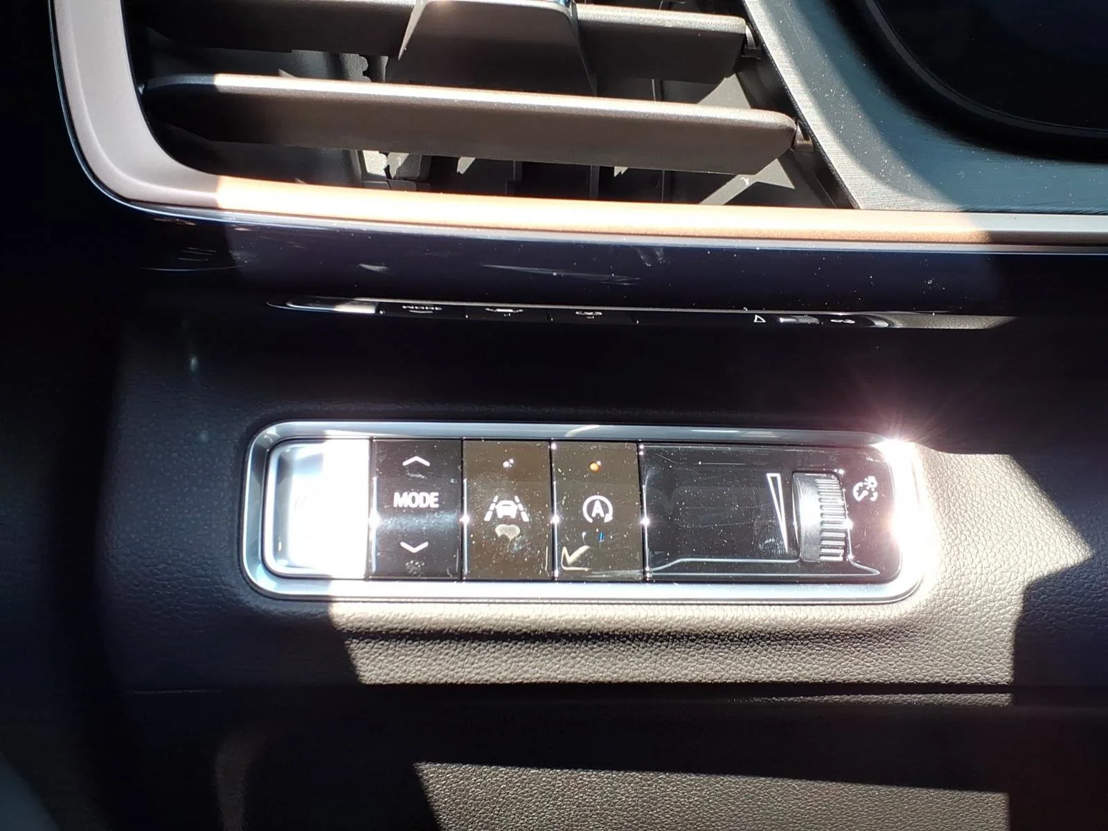 2026 Buick Envision Sport Touring - Photo 24