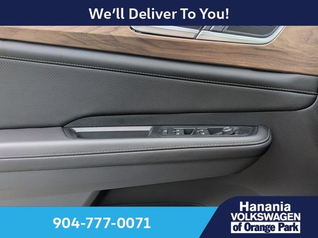 New 2026 White Volkswagen 2.0T SE w/Technology image 24