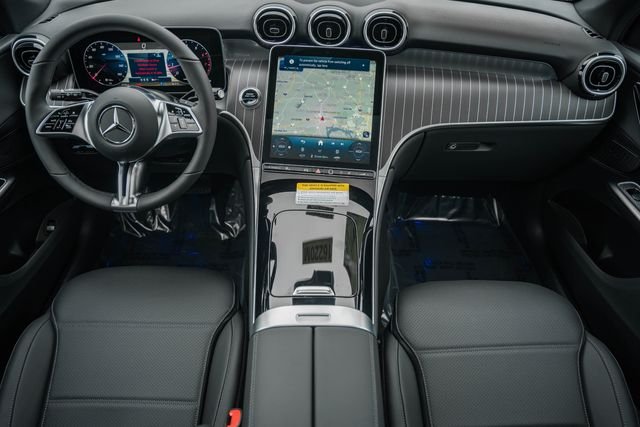 New 2026  Mercedes-Benz GLC 300 image 19