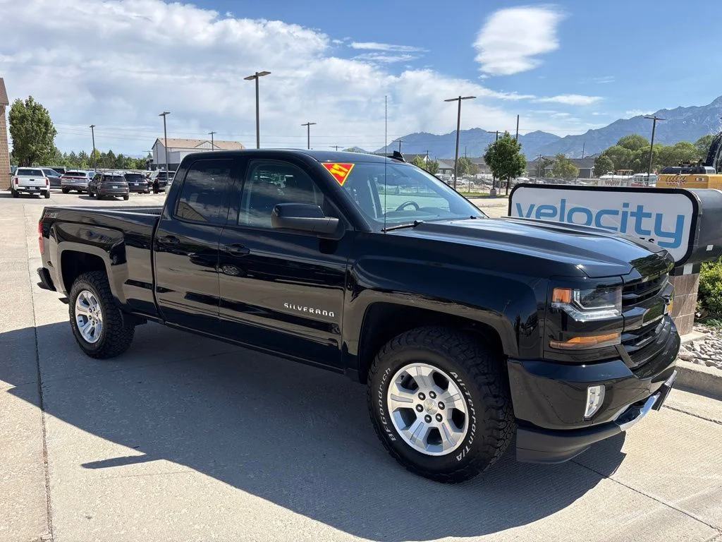 2017 Chevrolet Silverado 1500 LT Z71 4X4 Double Cab Std Box's photo