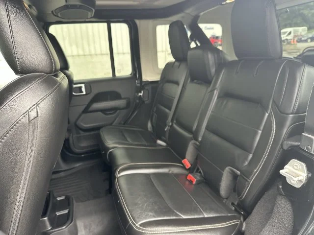 Used 2021 Black Jeep Unlimited Sahara image 33