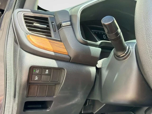 Used 2017  Honda EX image 33