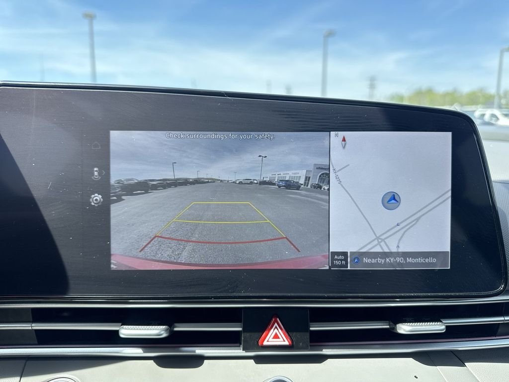 2024 Hyundai Elantra SEL - Photo 17