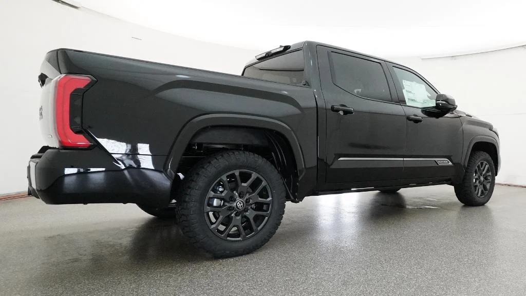 2026 Toyota Tundra Platinum - Photo 16