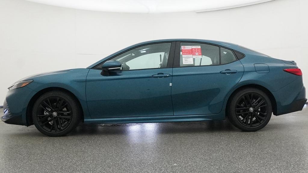 New 2026 Ocean Gem Toyota SE image 2