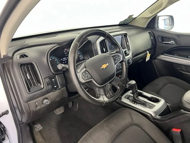 Used 2021 White Chevrolet LT image 10