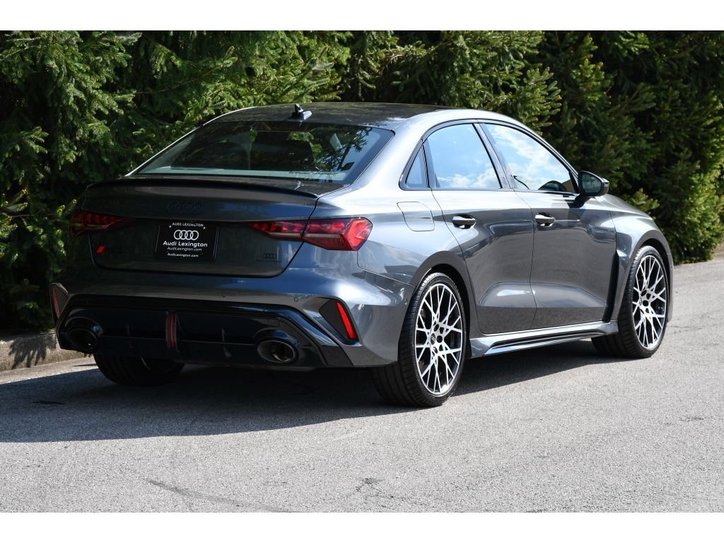 Used 2026 Daytona Gray Pearl Effect Audi Base image 4