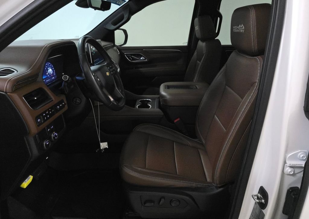 Used 2022 Beige Chevrolet High Country image 12