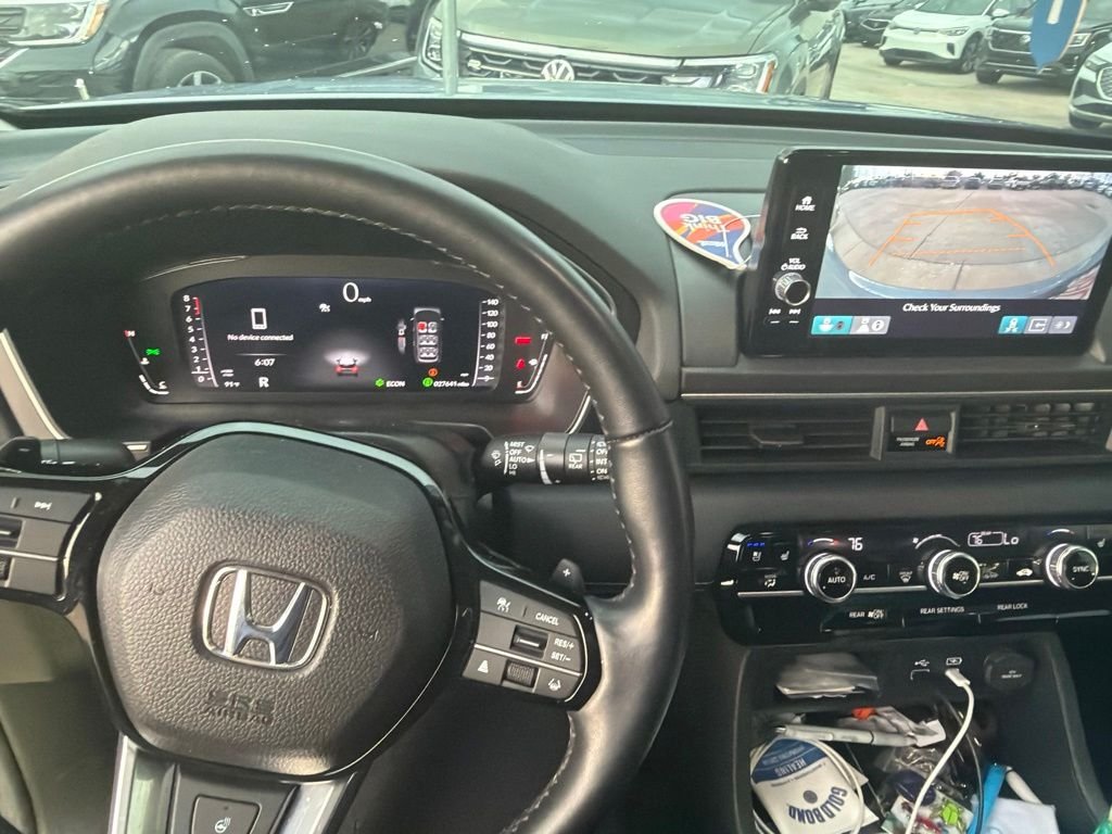 Used 2024 Gray Honda Elite image 9