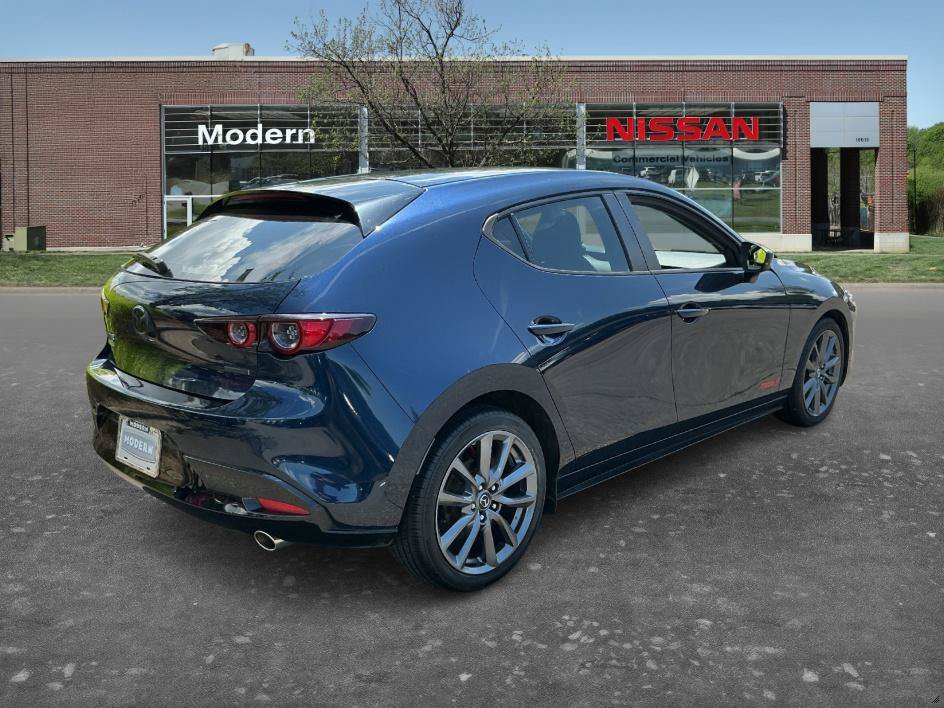 Used 2019 Deep Crystal Blue Mica Mazda Base image 4