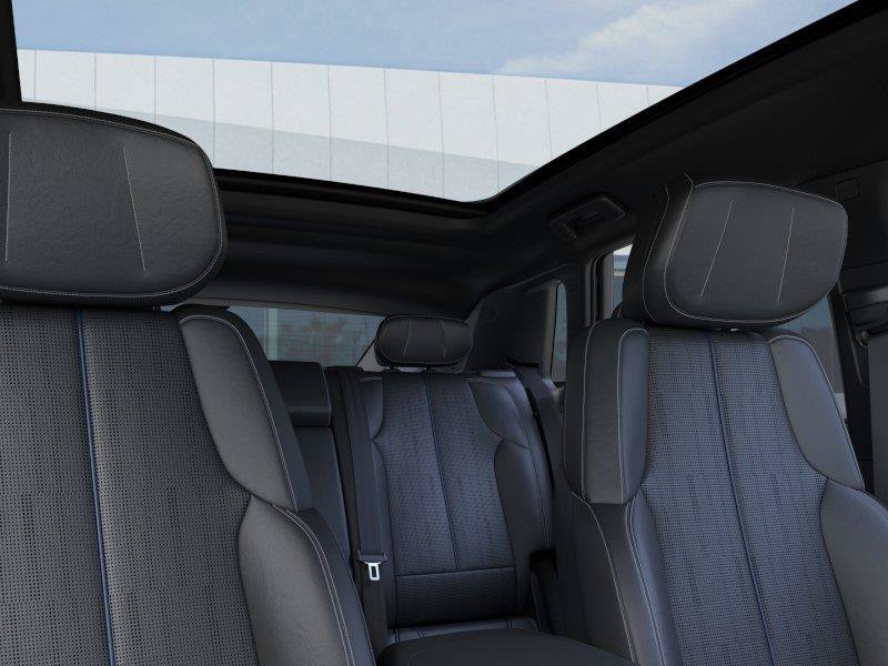 2027 Cadillac LYRIQ Sport - Photo 24