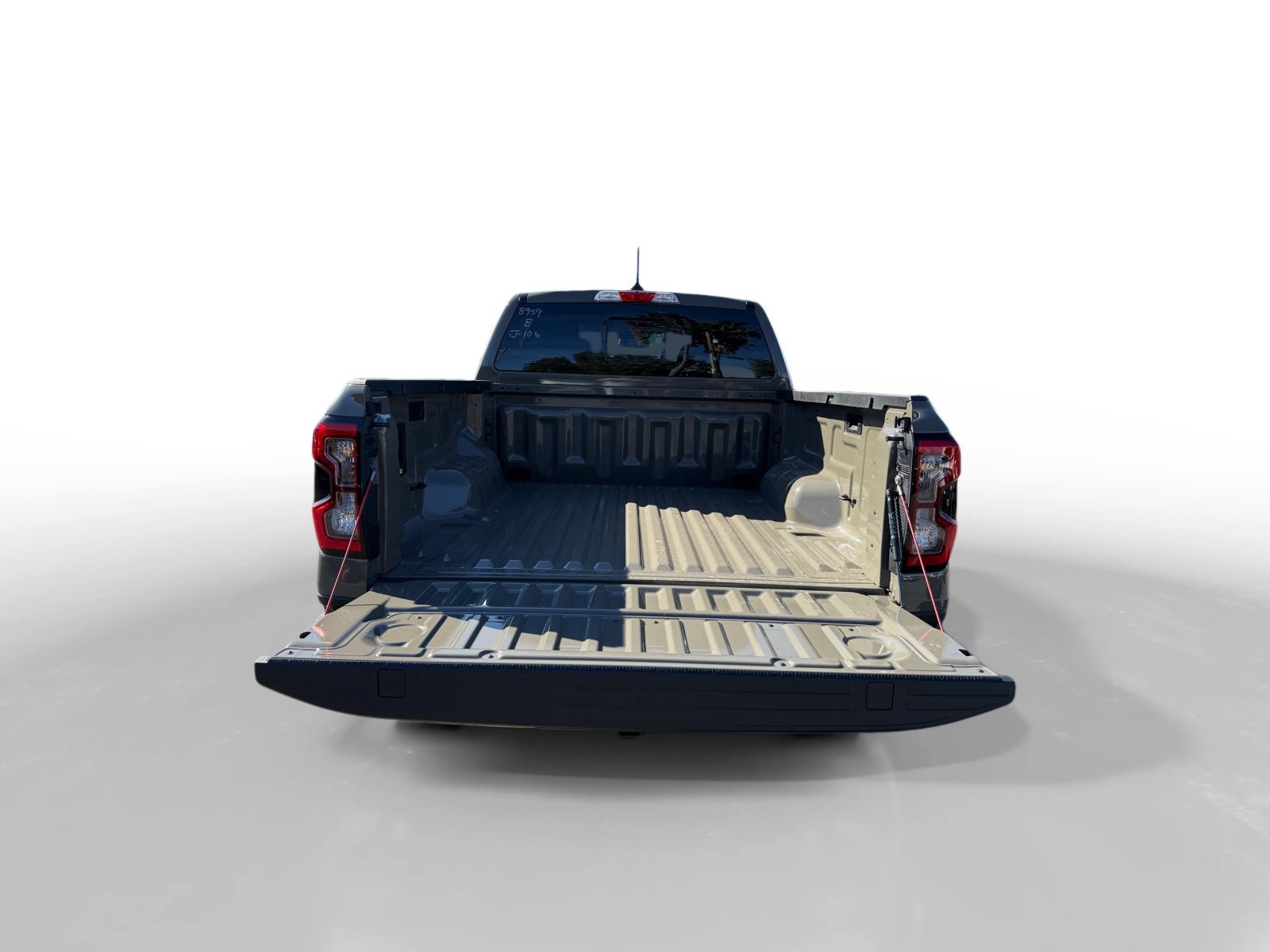 New 2026 Marsh Gray Ford XLT image 17