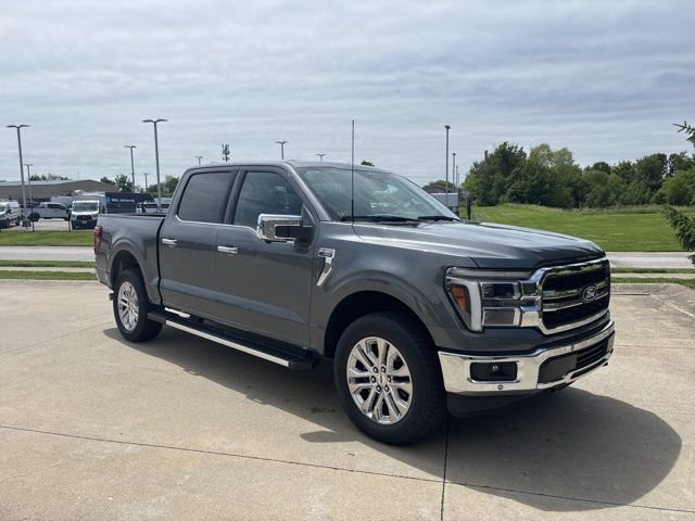 New 2026 Gray Ford Lariat image 34