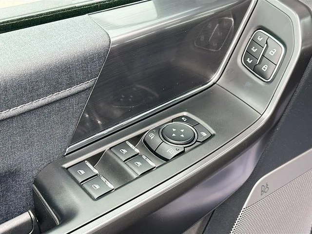 Used 2025 Black Ford Lariat image 18