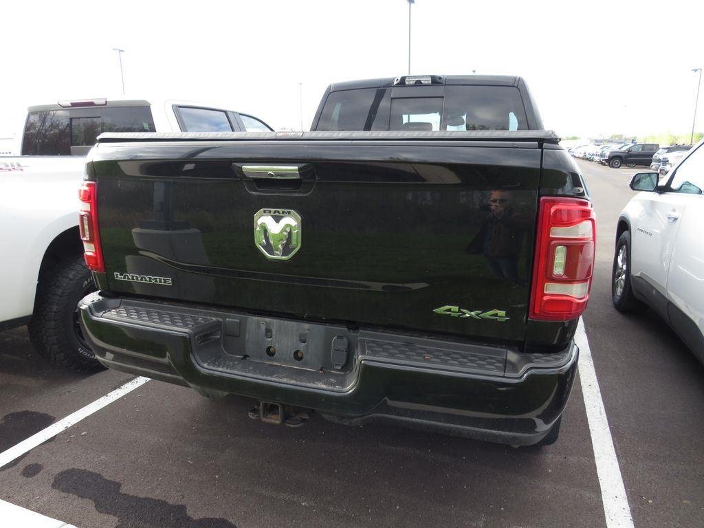 Used 2022 Diamond Black Ram Laramie image 11