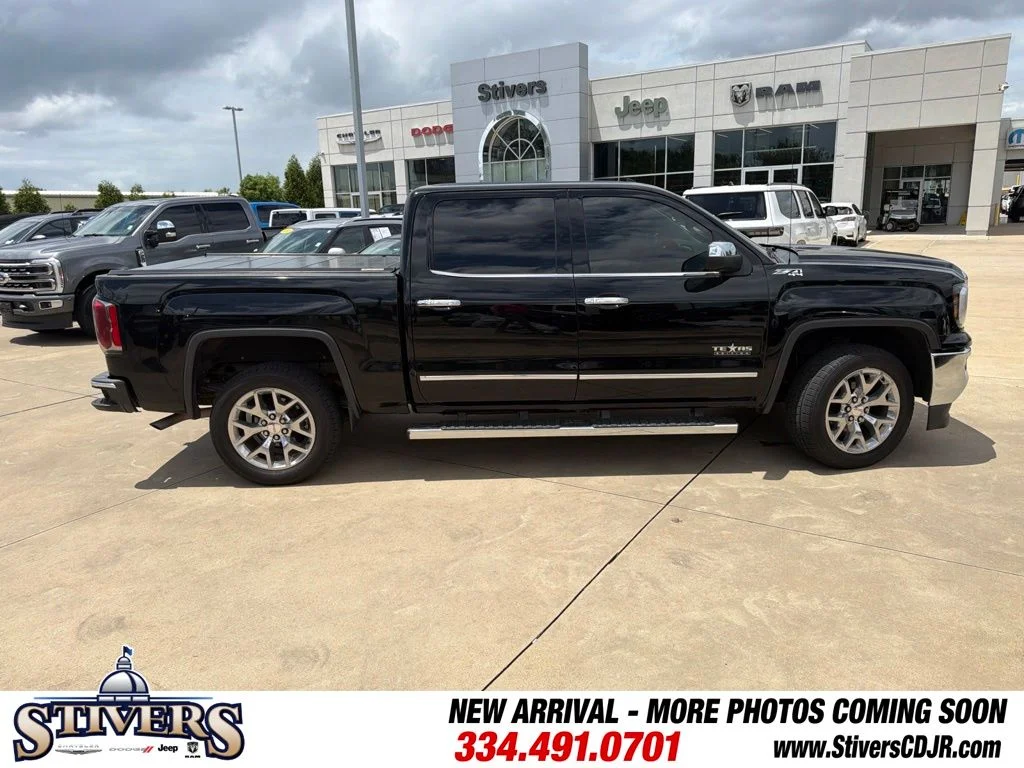 Used 2018 Black GMC SLT image 10