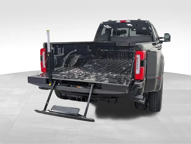 New 2026 Agate Black Metallic Ford F-350® Platinum® image 62