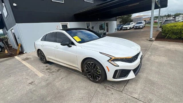 Certified Used 2026 White Kia GT image 7