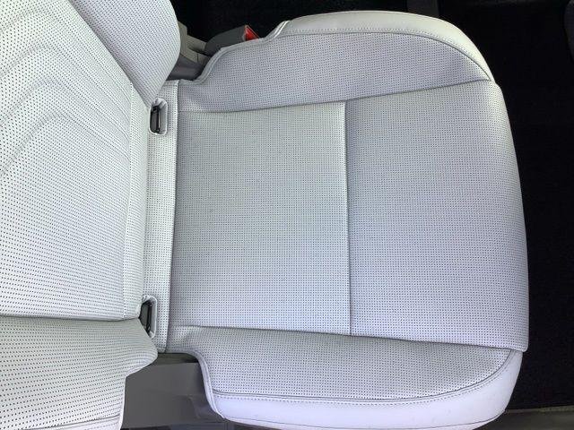 New 2026 Abyss Black Hyundai SEL Premium image 15