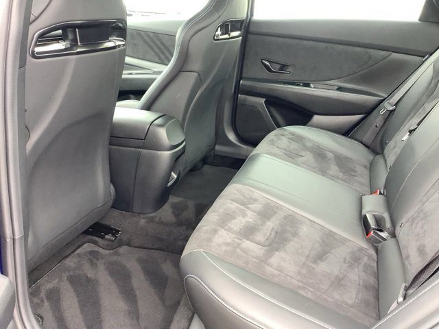 2025 Hyundai Elantra N - Photo 18