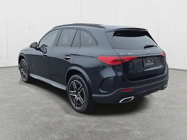 Used 2023 Starling Blue Metallic Mercedes-Benz GLC 300 image 7
