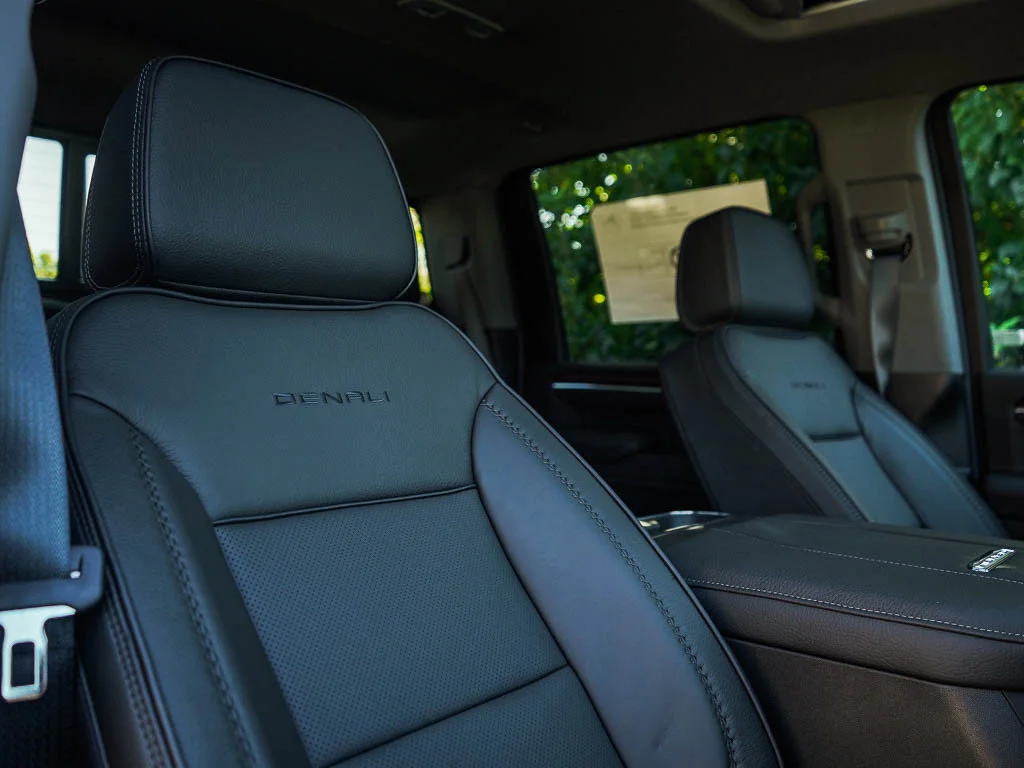 2026 GMC Sierra 3500HD Denali - Photo 10