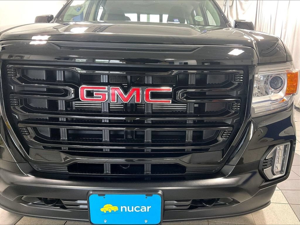 Used 2022 Onyx Black GMC Elevation image 32