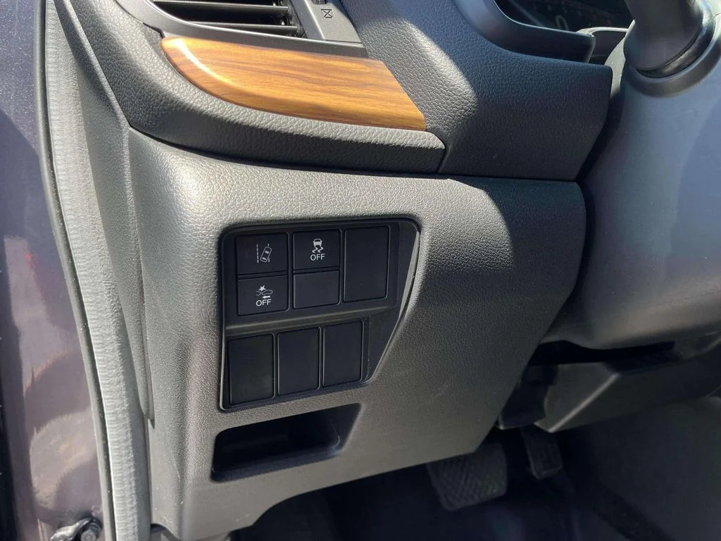 Used 2018 Modern Steel Metallic Honda EX image 16