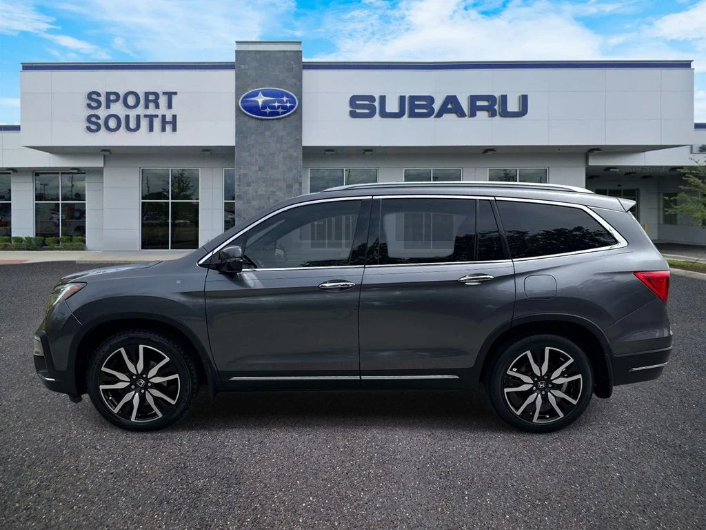 Used 2019  Honda Touring image 7