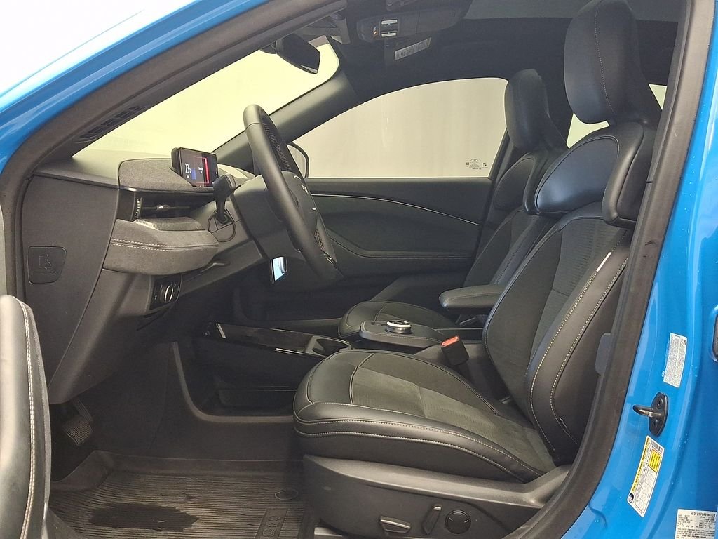 Used 2023 Grabber Blue Metallic Ford GT image 13