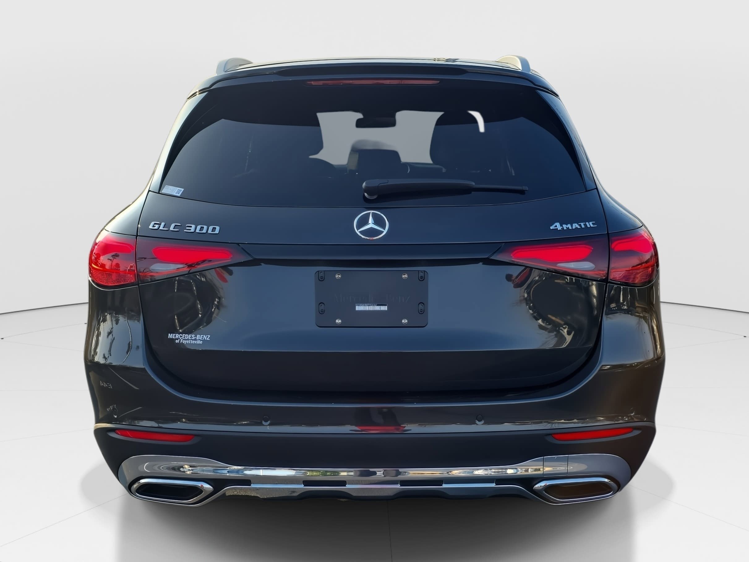 New 2026 Graphite Grey Metallic Mercedes-Benz GLC300 image 8