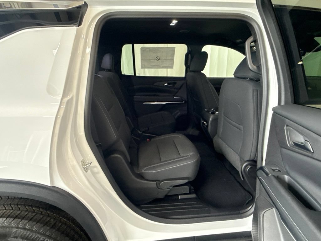 2027 Chevrolet Traverse LT - Photo 23