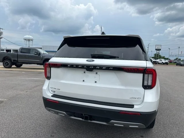 New 2026 Star White Metallic Tri-Coat Ford Active image 20