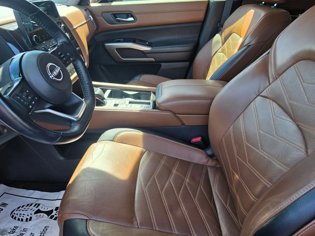 Certified Used 2022 Gray Nissan Platinum image 13