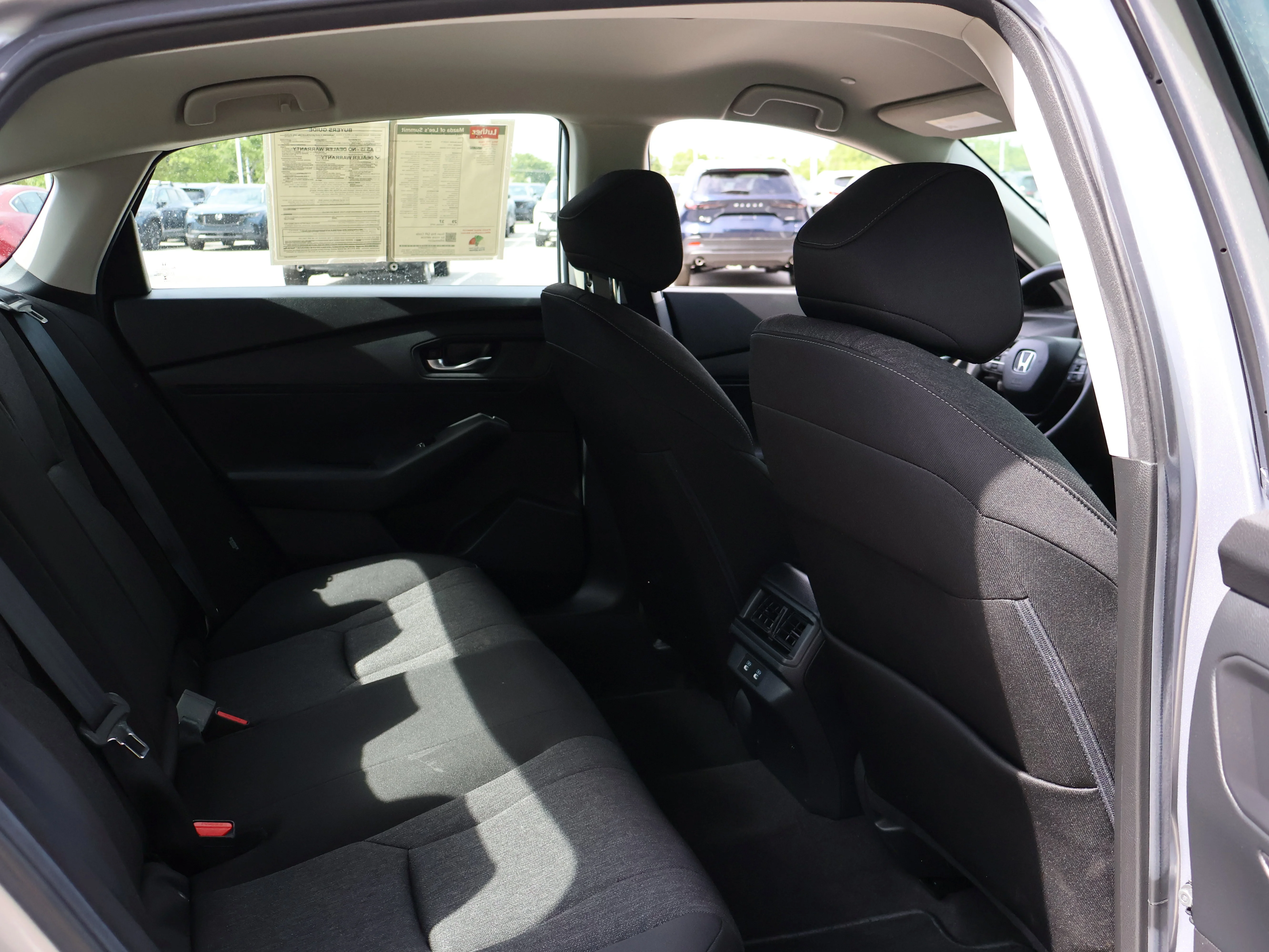 Used 2025 Solar Silver Metallic Honda LX image 11