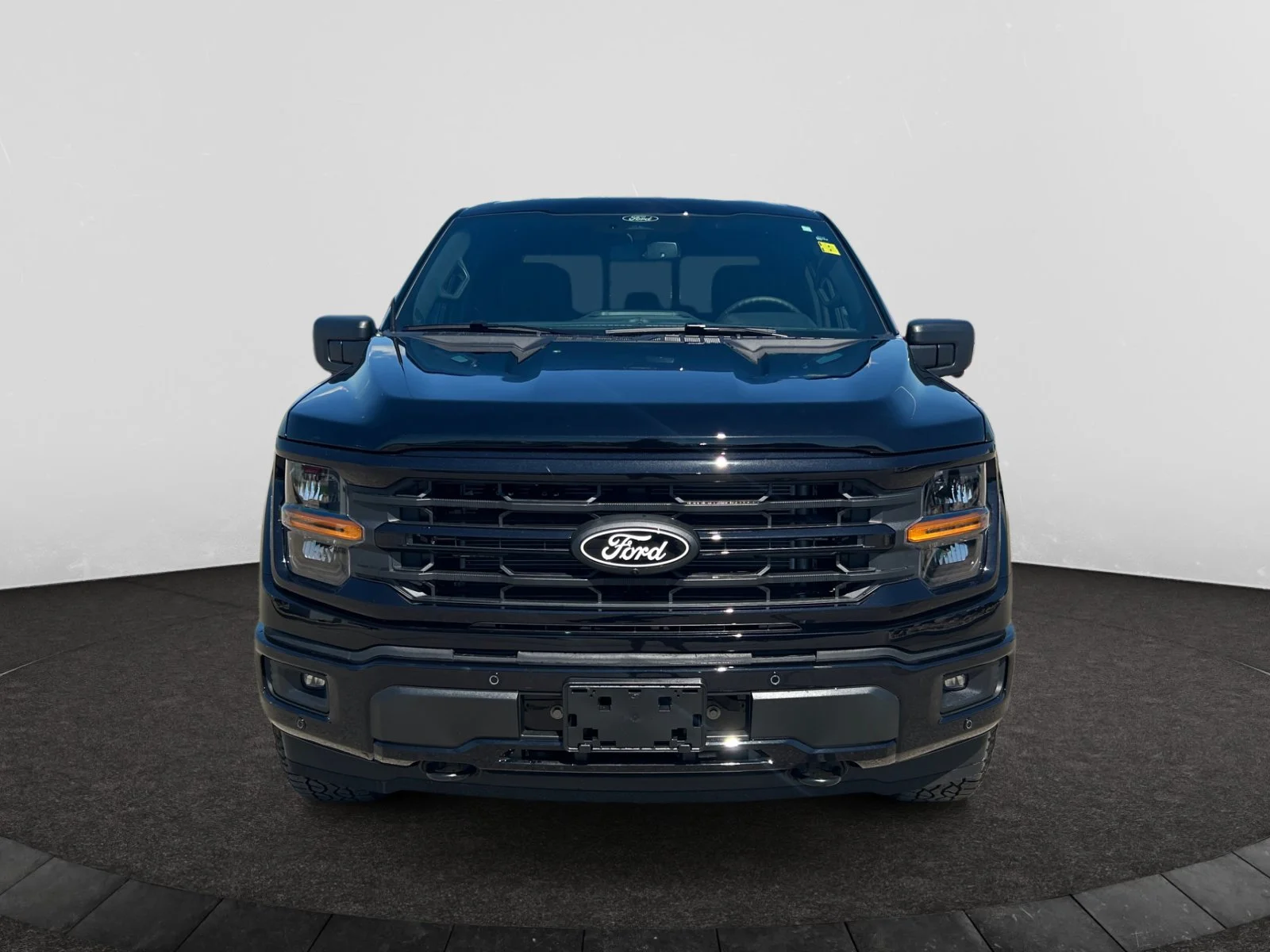 New 2026 Agate Black Metallic Ford XLT image 8