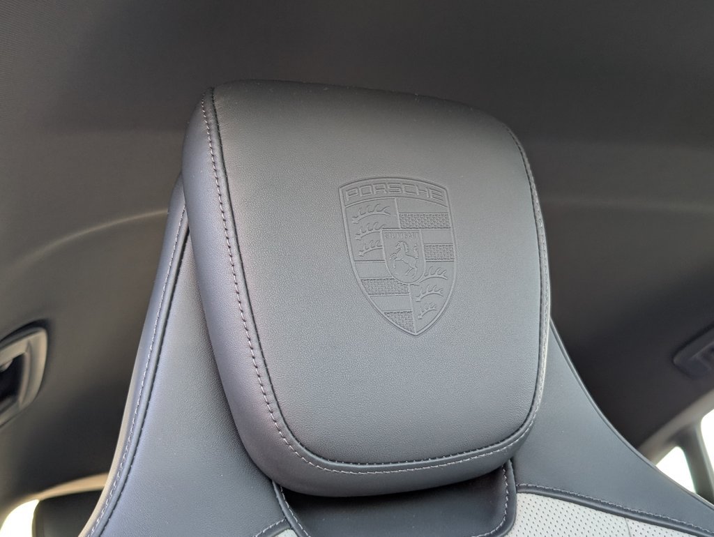 New 2026  Porsche 4S image 18