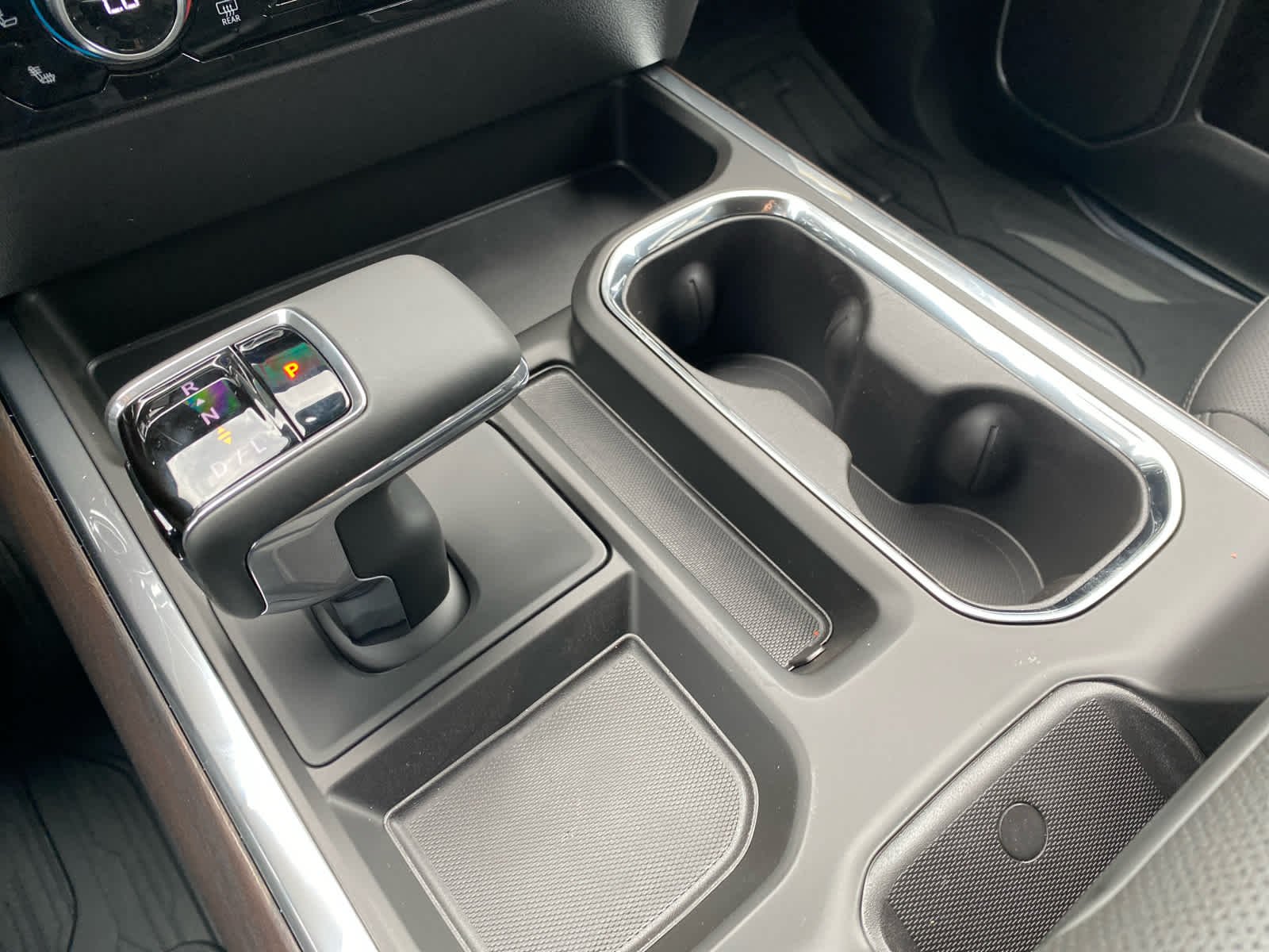 2026 GMC Sierra 1500 SLT - Photo 19