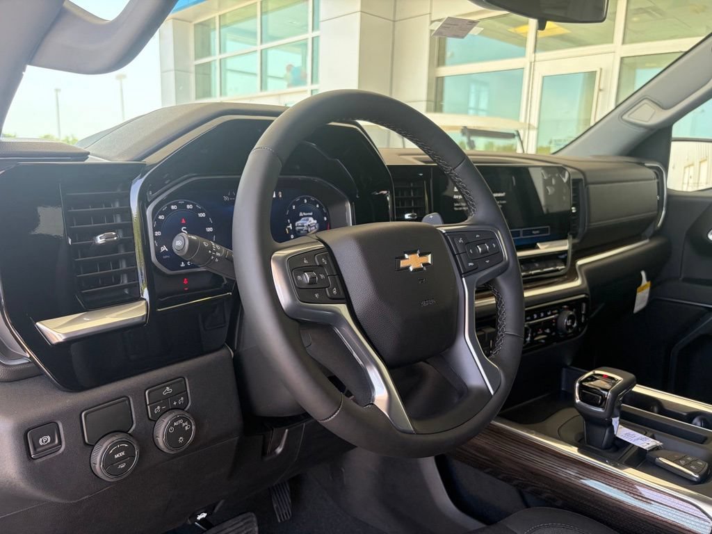2026 Chevrolet Silverado 1500 LT - Photo 16