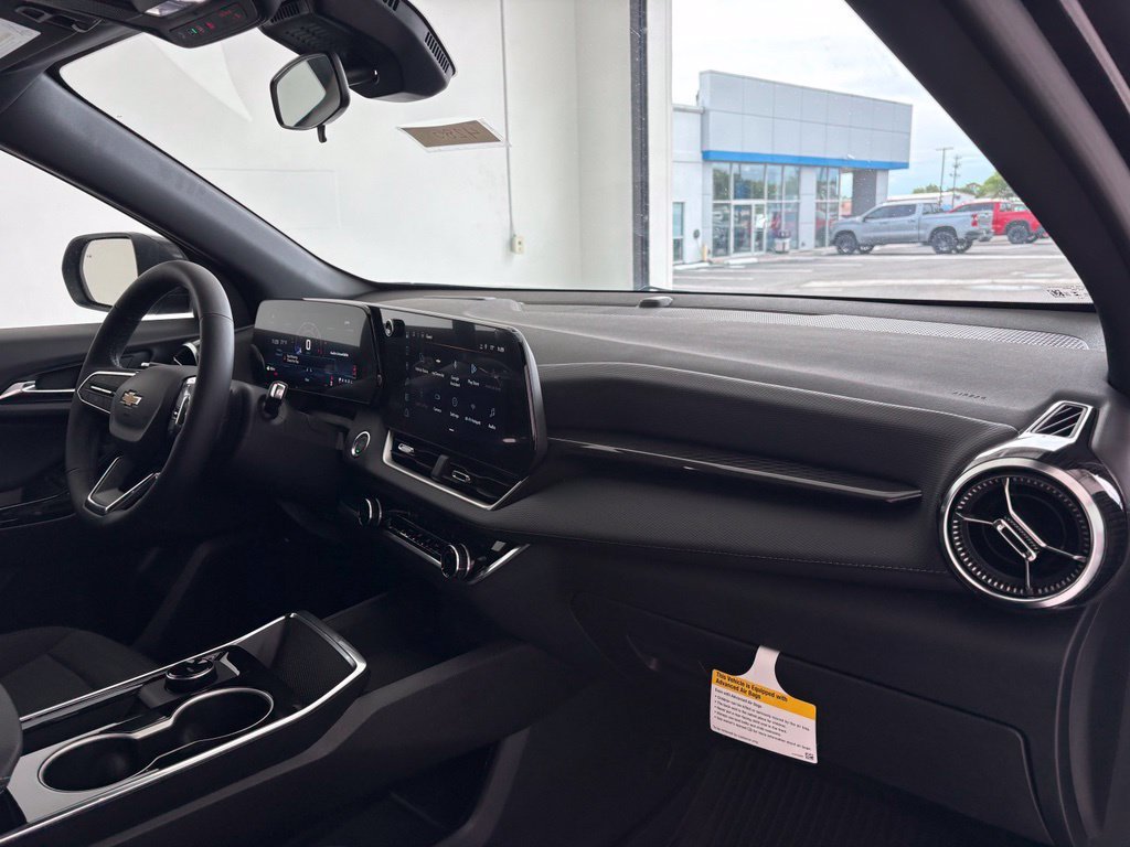 2027 Chevrolet Equinox LT - Photo 35