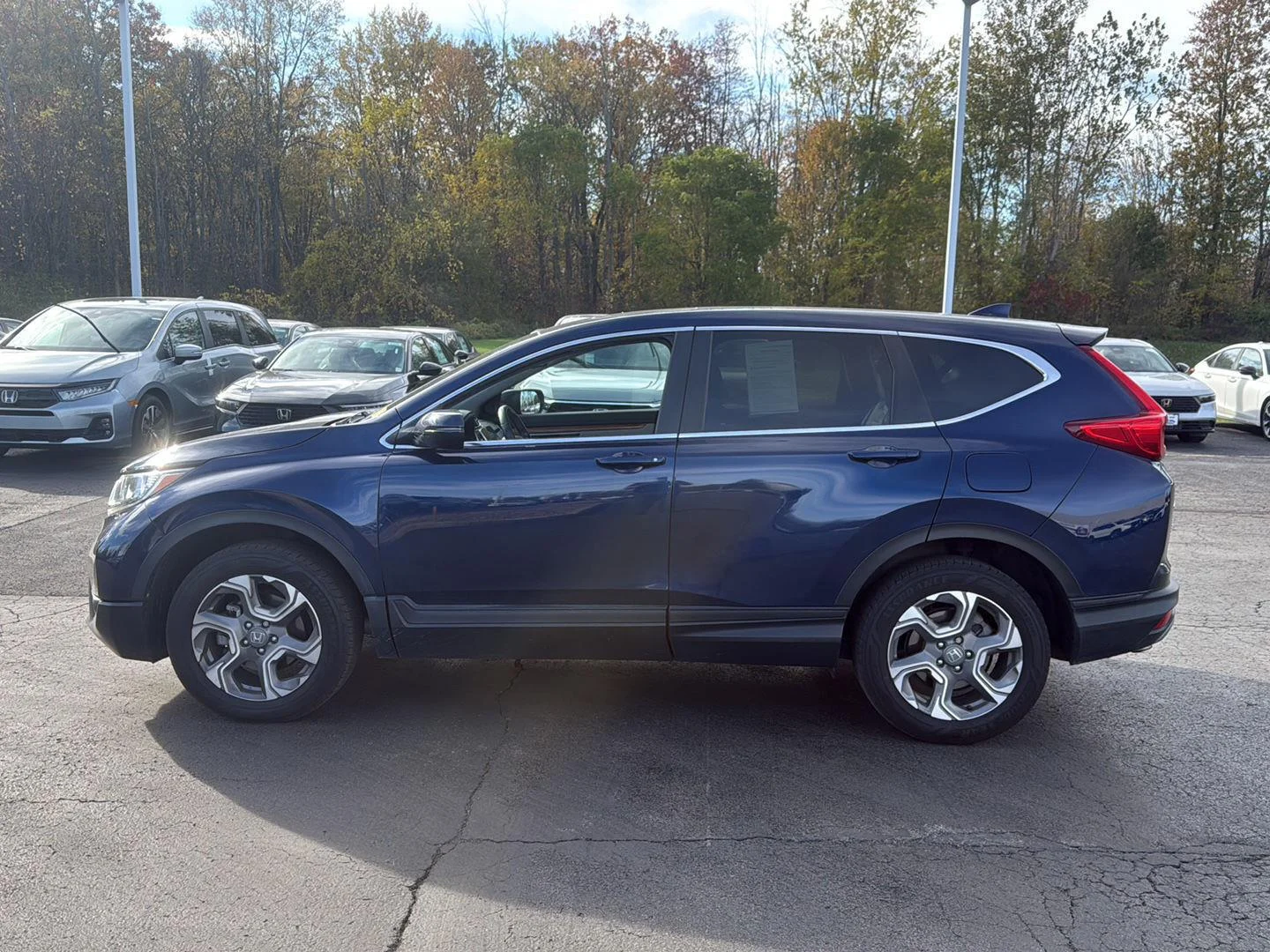 Used 2019 Obsidian Blue Pearl Honda EX-L image 10