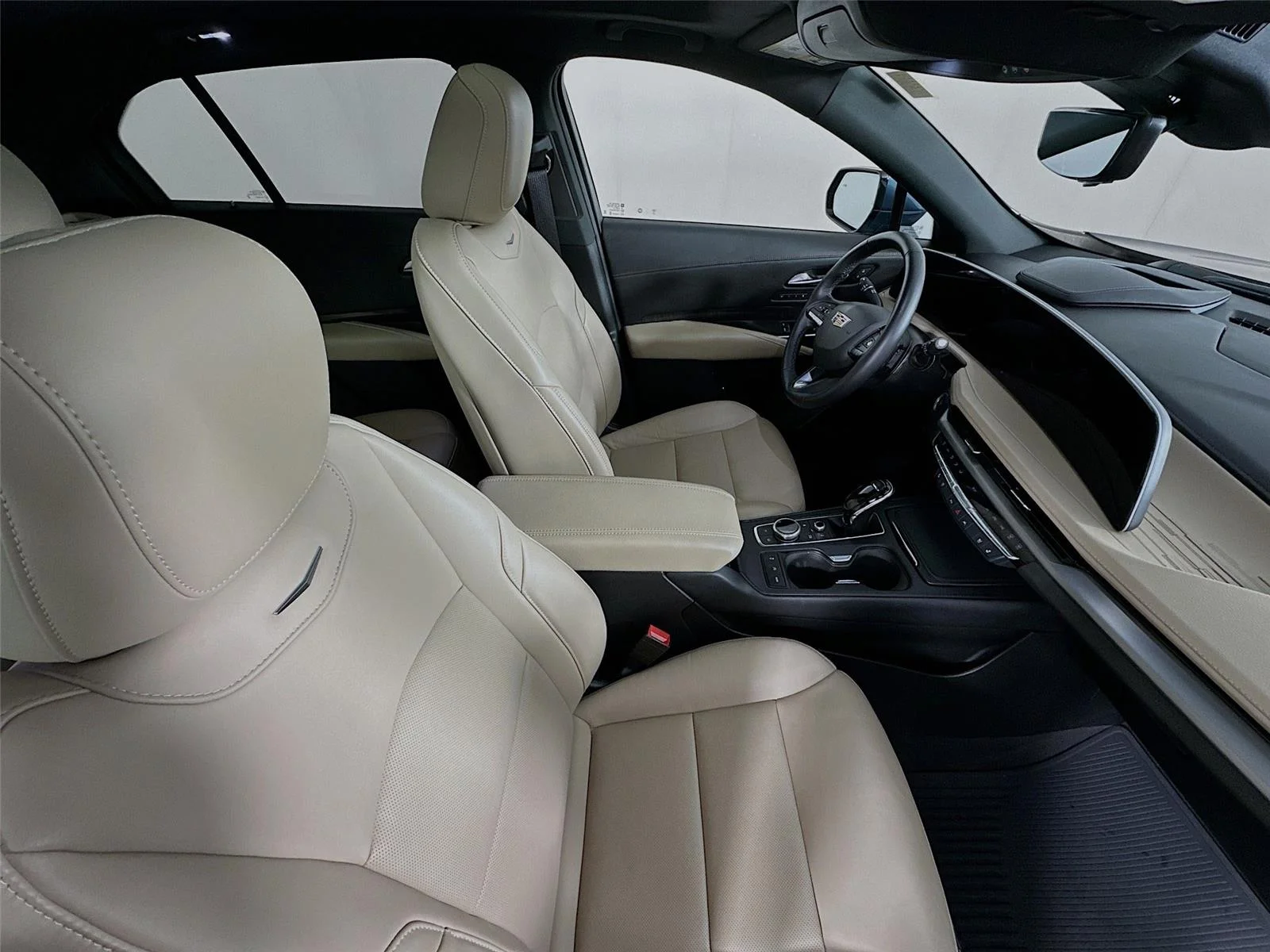 2024 Cadillac XT4 Premium Luxury - Photo 27