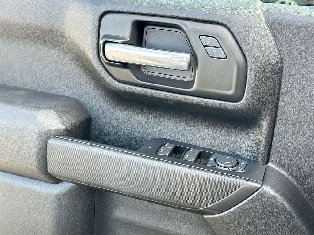 Used 2024 Gray Chevrolet Custom image 10
