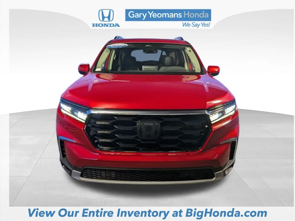 Certified Used 2024 Red Honda Touring image 12
