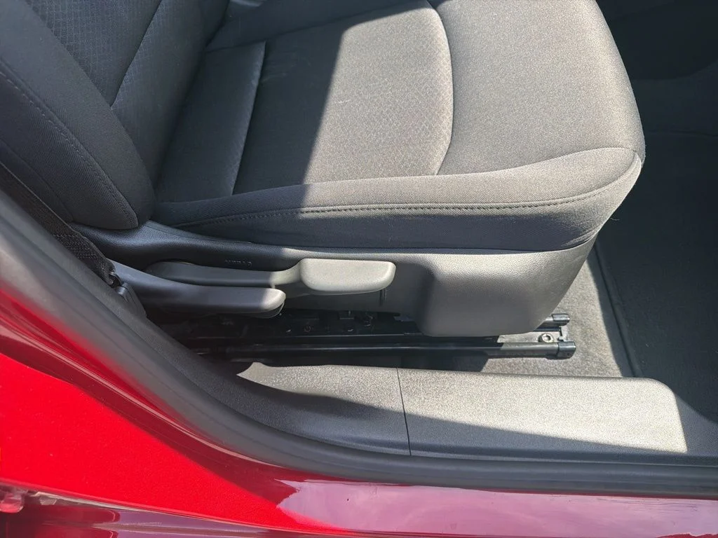 Used 2023 Red Chevrolet RS image 40