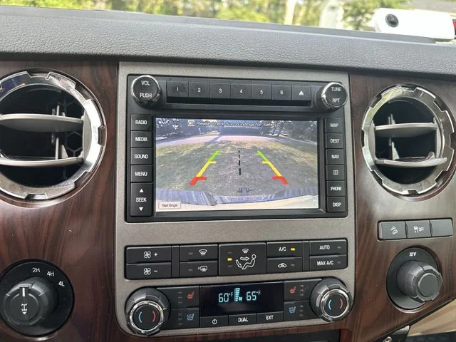 Used 2012 White Ford Lariat image 18