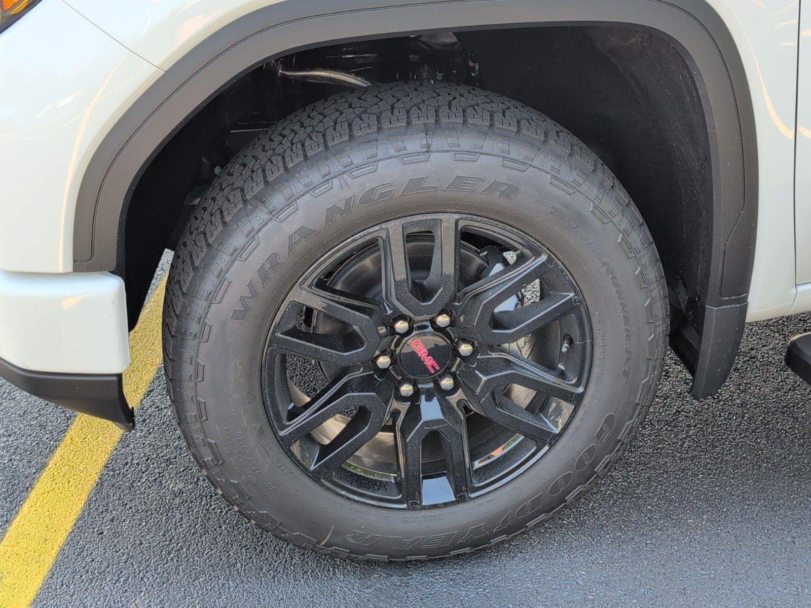 New 2026 Summit White GMC Elevation image 11