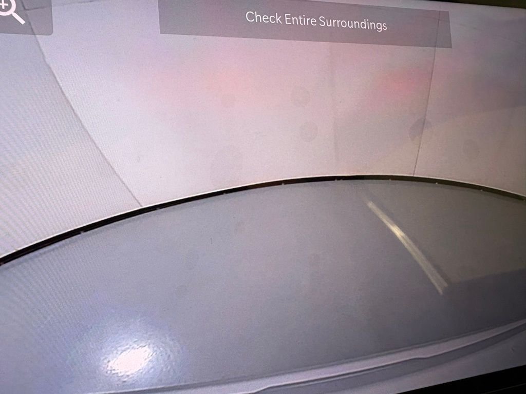 New 2026 Silver Zynith Metallic Clearcoat Jeep Latitude image 29